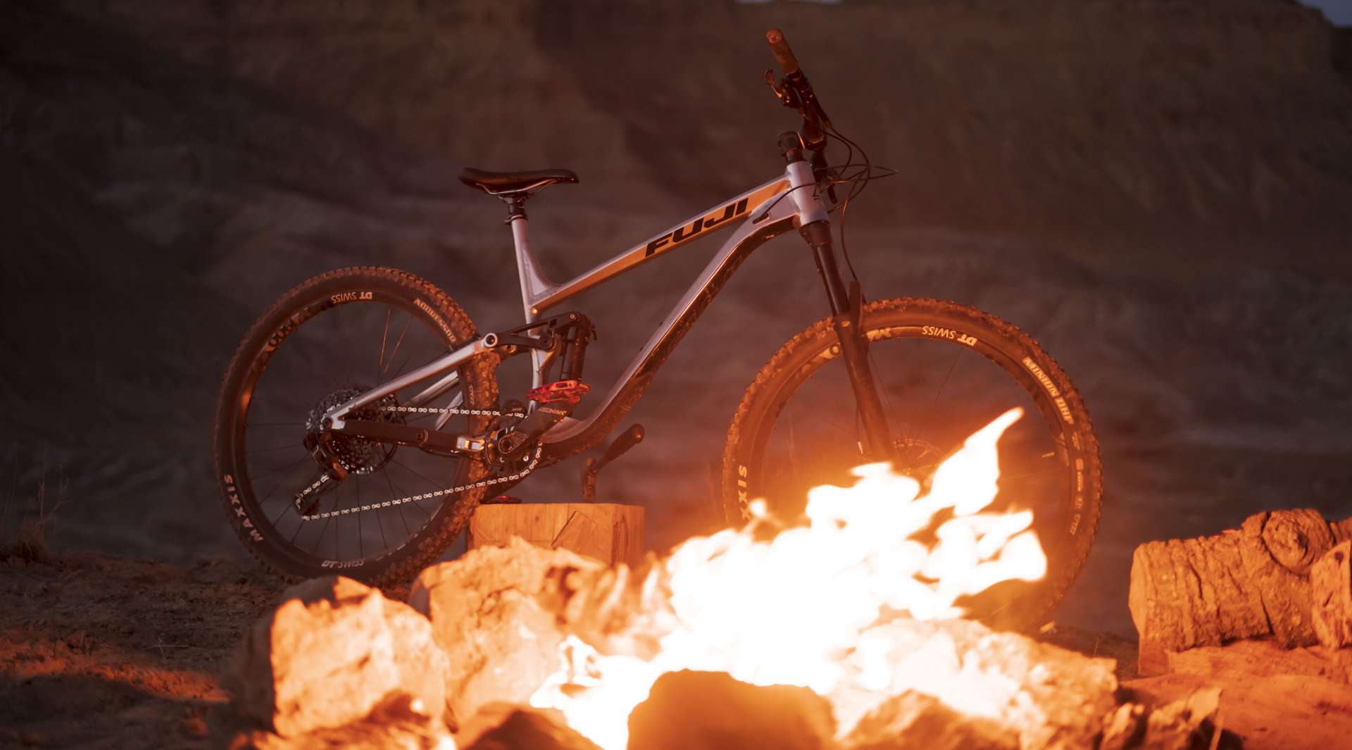 Fuji rakan 29 1.5 best sale full suspension bike 2019